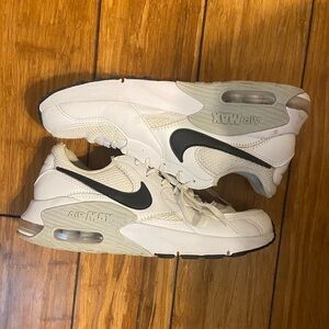 Nike Exees women's size 9.5